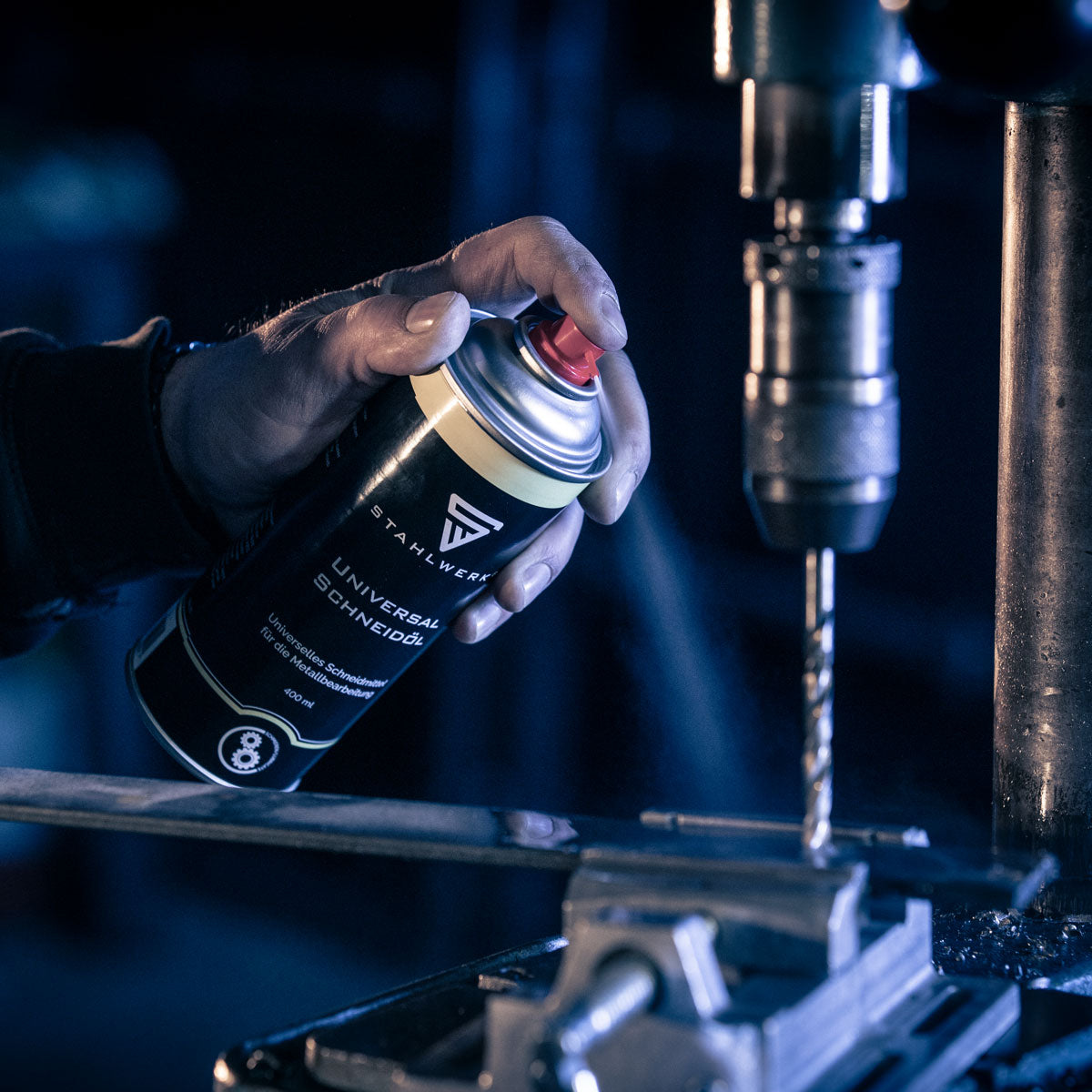 STAHLWERK Universal cutting oil for metalworking, cutting fluid for spraying, suitable for drilling, sawing and thread cutting