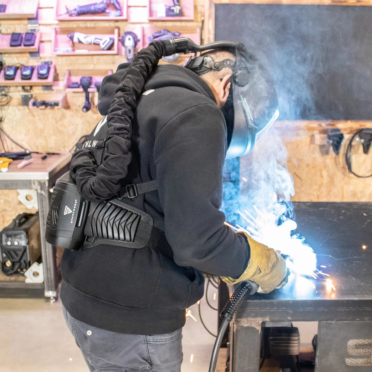 STAHLWERK 3-in-1 automatic welding helmet BOOSTER AIR | Welding helmet with fresh air supply | PAPR system | True color reproduction | Job memory | Darkening DIN 4 to DIN 13 | Optical class 1/1/1/2
