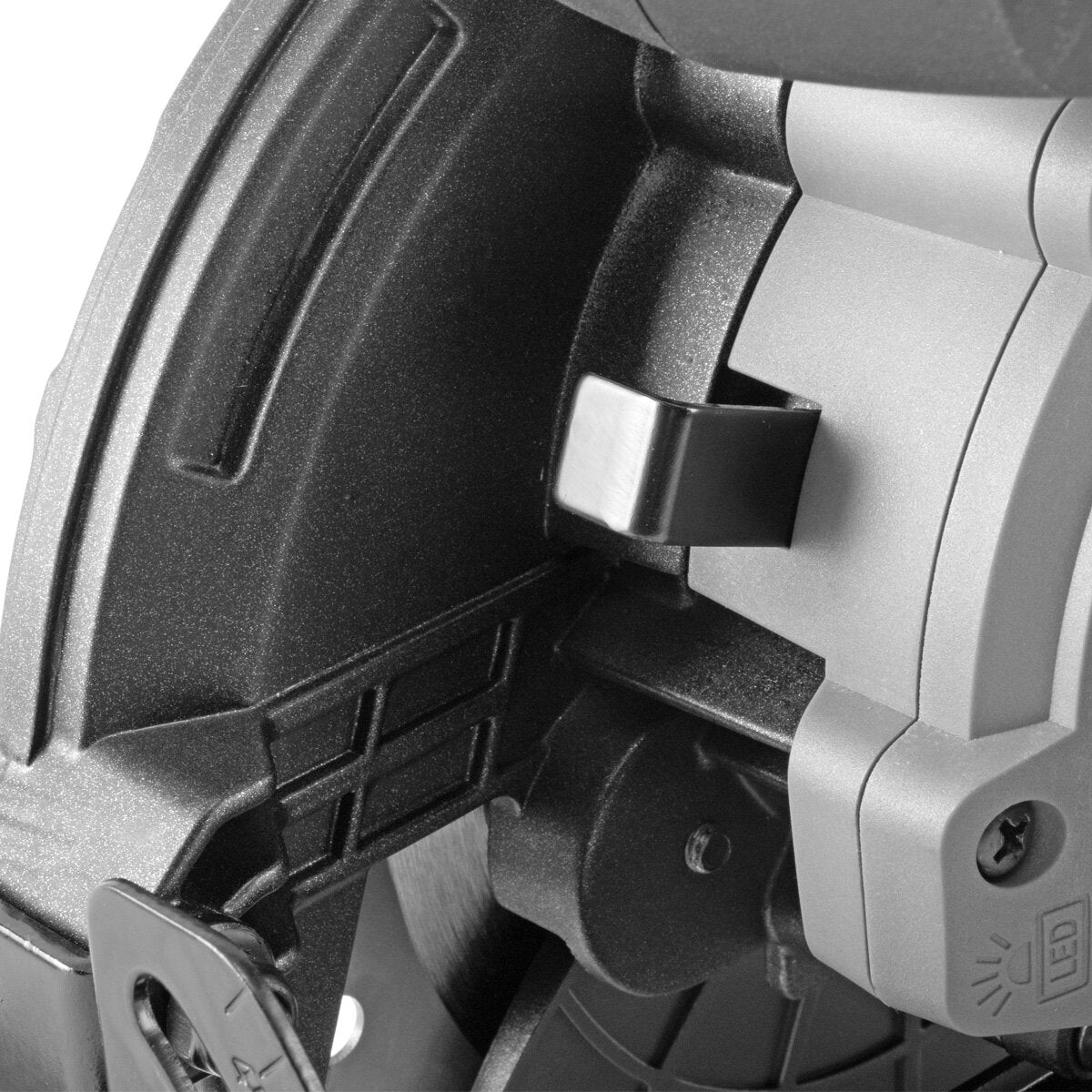 Scie circulaire sans fil STAHLWERK AKS-20 ST, technologie sans balais de 900 watts et 4 500 tr/min pour couper le bois, le PVC, le MDF, le contreplaqué et d'autres matériaux