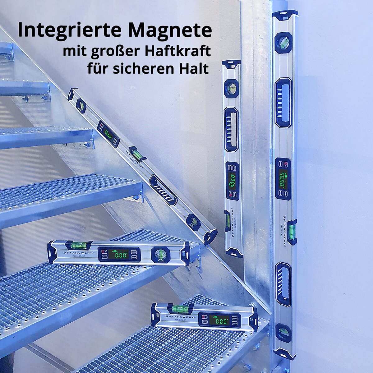 STAHLWERK Digitale Wasserwaage DW-800 ST aus Aluminium mit 800 mm Länge magnetische Richtwaage | Magnet-Wasserwaage | Aluminium-Wasserwaage | Digital-Wasserwaage | Winkelmesser