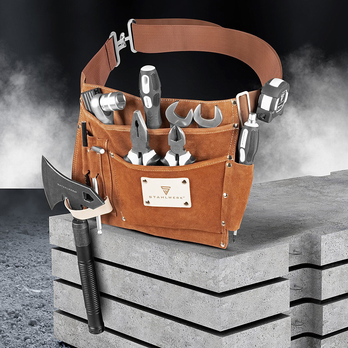 STAHLWERK tool belt made of genuine suede with 3 pockets, 3 pockets and 1 hammer holder | robust belt bag with durable workmanship | Tool bag with adjustable quick-release belt